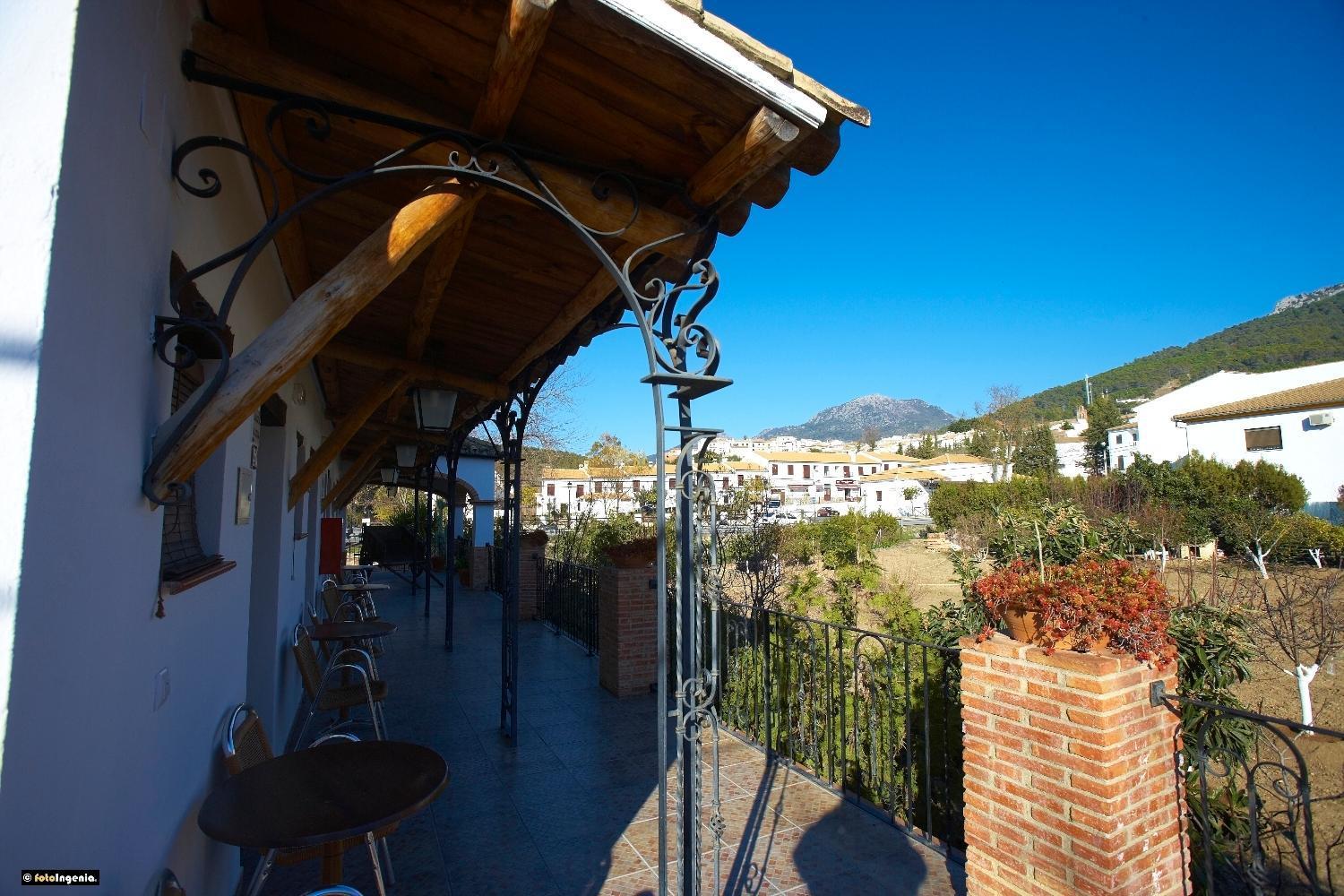 Hotel Enrique Calvillo El Bosque Exterior foto